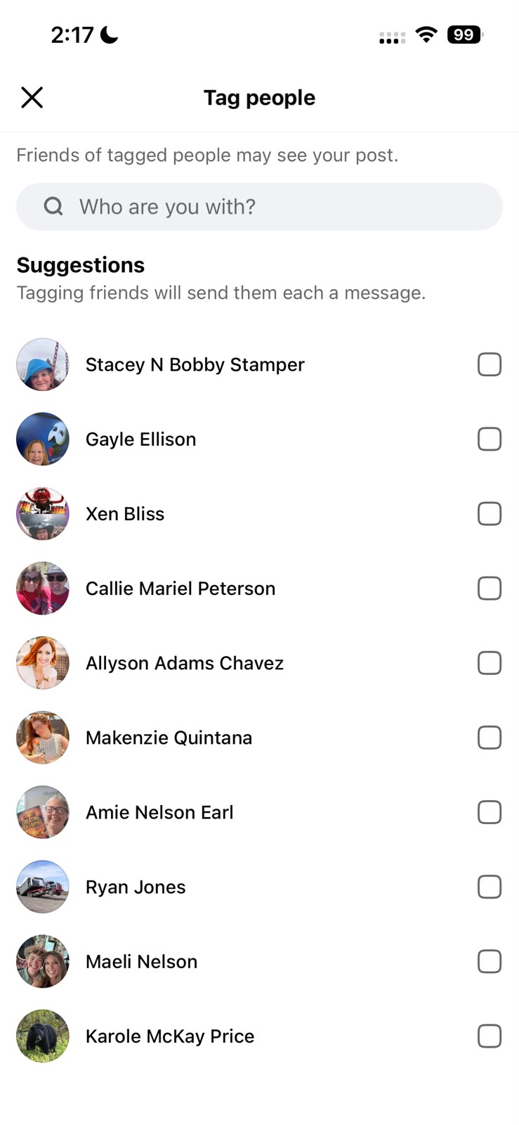 Facebook tagging screen