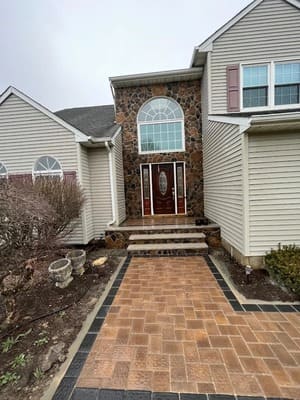 {{ custom_values.service_3 }} in {{custom_values.area_3})