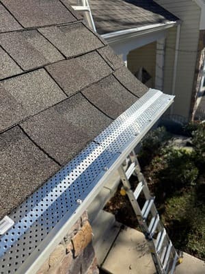 {{ custom_values.service_3 }} in {{custom_values.area_3})