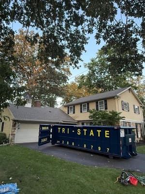 {{ custom_values.service_1 }} in {{custom_values.area_5})