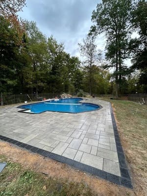 {{ custom_values.service_2 }} in {{custom_values.area_3})