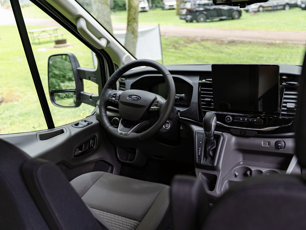 Dolphin S Reef Edition Driver Position