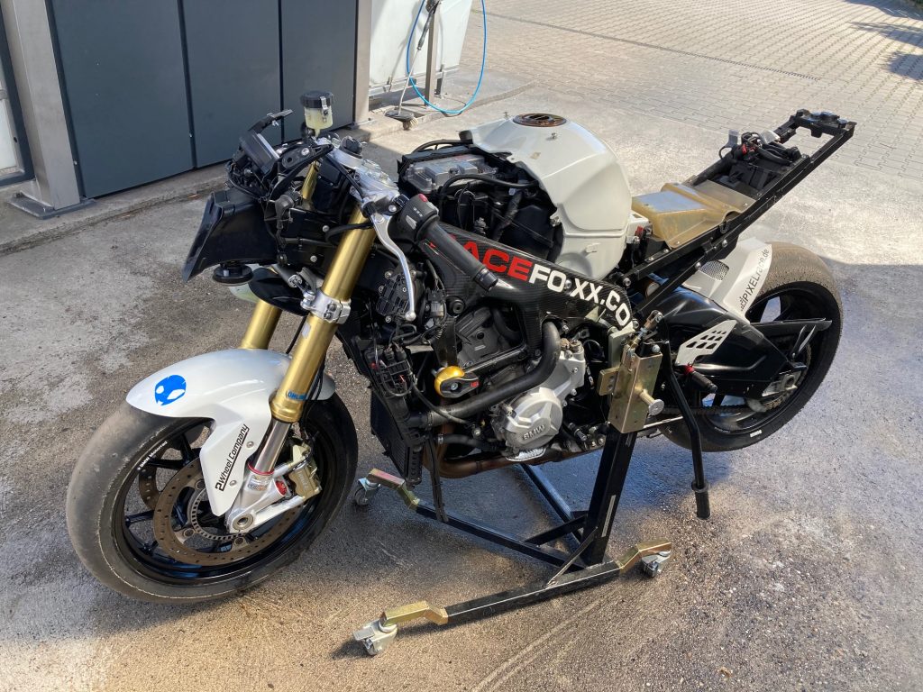 BMW S1000RR K46 — Kompletter Rennstreckenumbau & Fahrwerksabstimmung — Bild 3