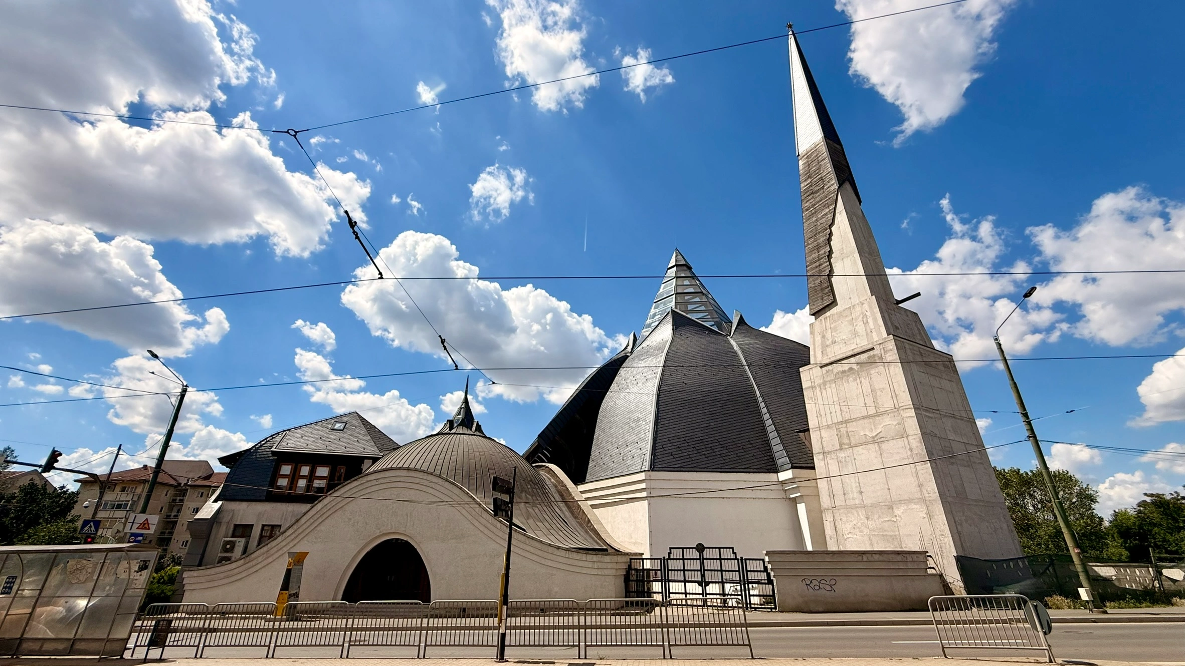 A Templom — Déli homlokzat