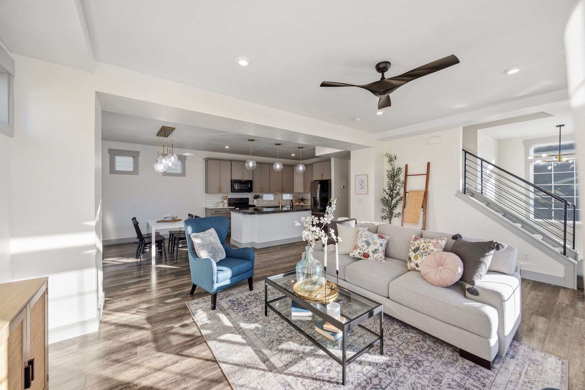 Living-Room.jpg Living-Room.jpg