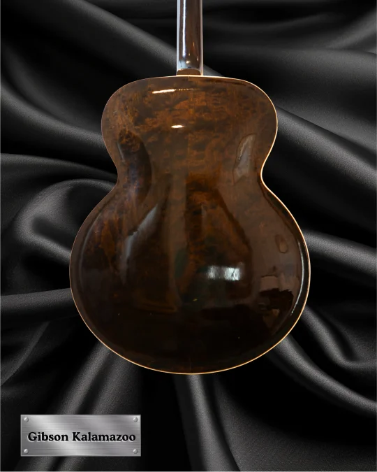 1939 Gibson L7 back
