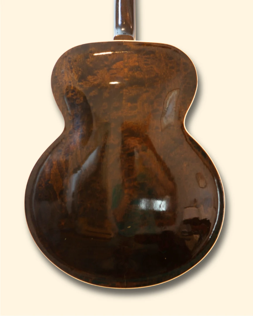 1939 Gibson L7 back