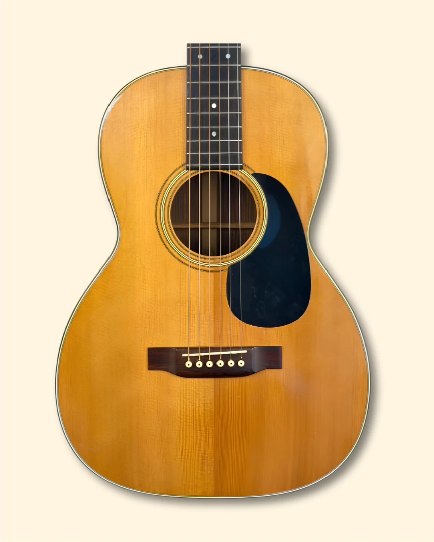 1975 Martin 00-21 front