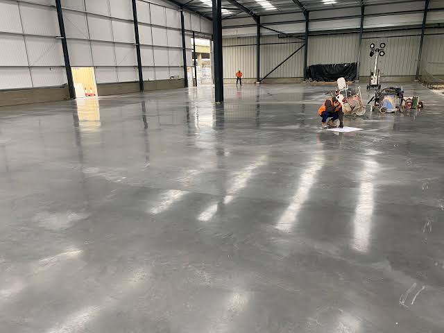 Commercial concrete construction, flatwork, and concrete slab services in Hellertown, PA