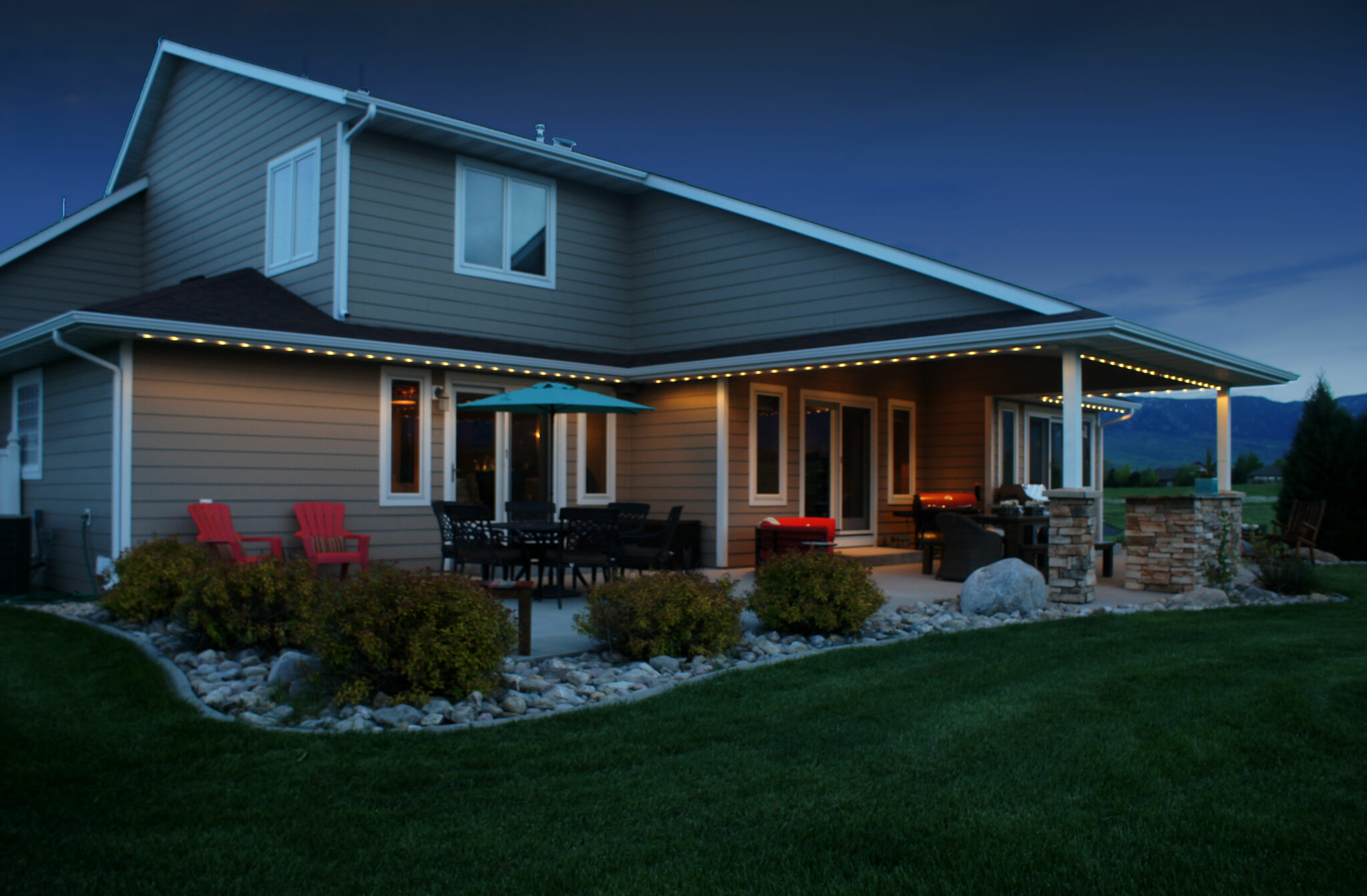 Residential permanent LED lighting install 2