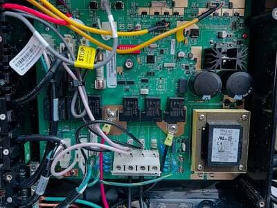 {{ custom_values.service_4 }} in {{custom_values.area_3})