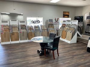 {{ custom_values.service_4 }} in {{custom_values.area_4})