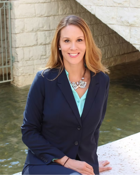 Katie Tsilimos, Founder of Résumé Transformation