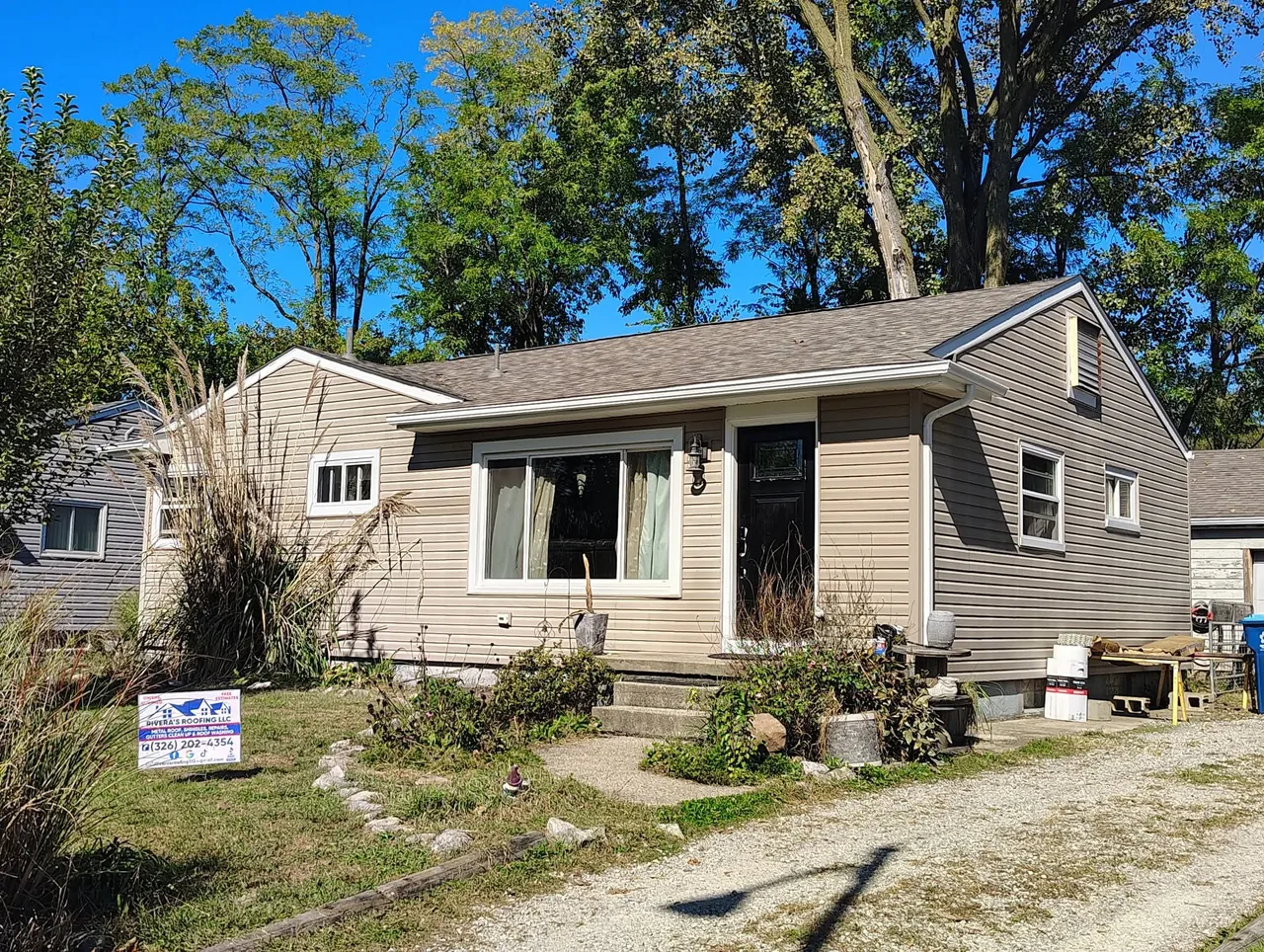 Completed roofing project by Rivera's Roofing LLC, Dayton, Ohio