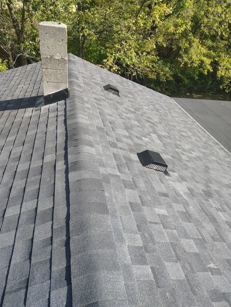 Completed roofing project by Rivera's Roofing LLC, Dayton, Ohio