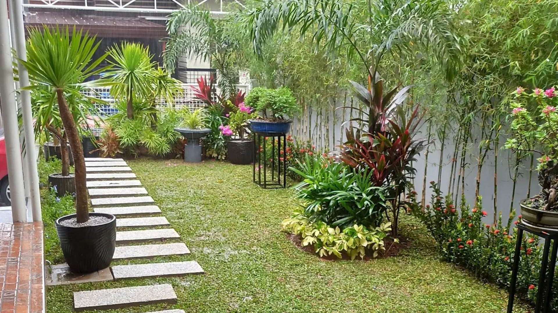  Full Garden Landscape