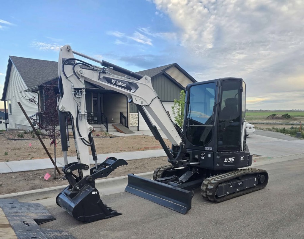 Bobcat E35