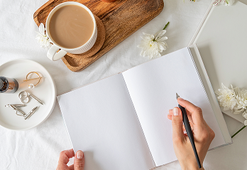 Empt notebook on a coffee table
