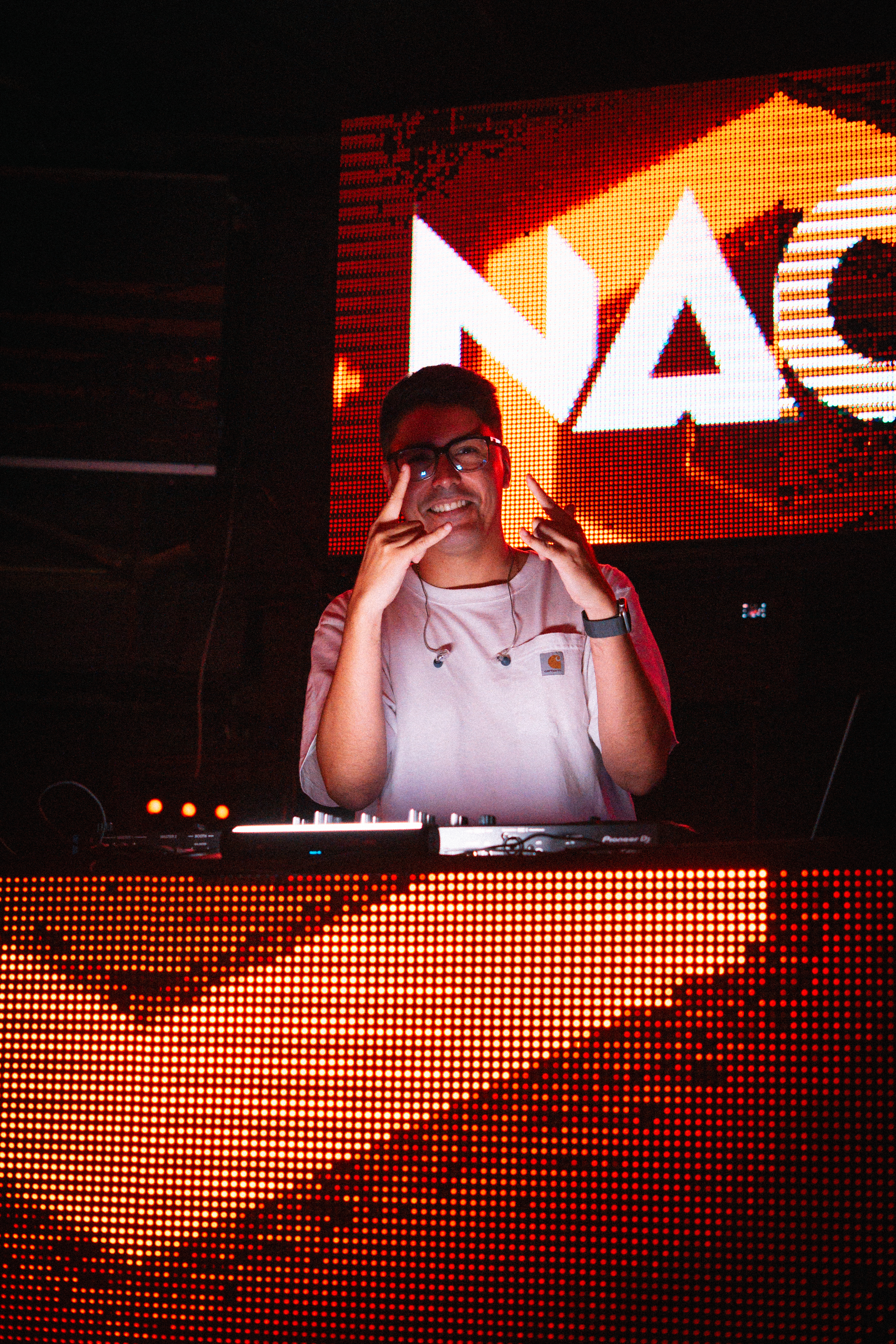 Nach tocando en vivo