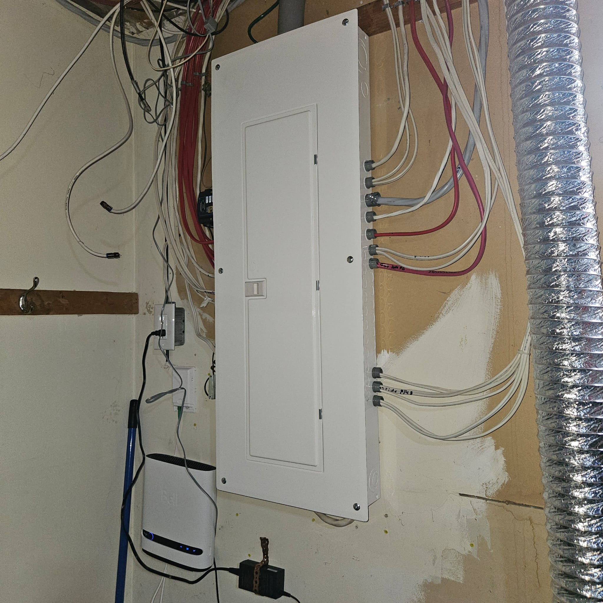 Kevin Electric panel upgrade service in Ottawa