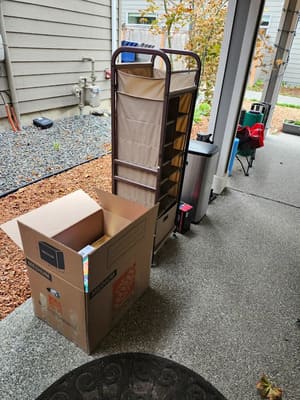 Storage unit cleanouts in Everett WA