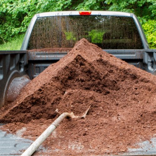 Kanata Garden Bed Mulching