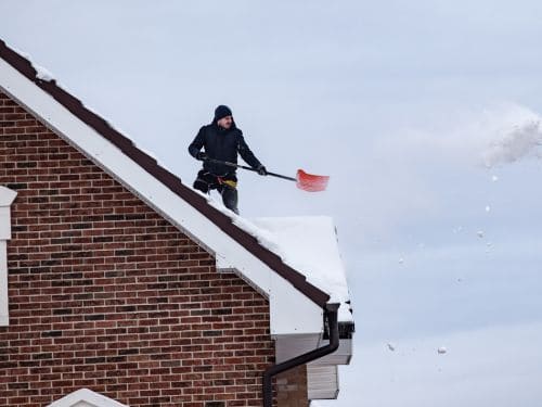 Roof Snow Removal in Ottawa