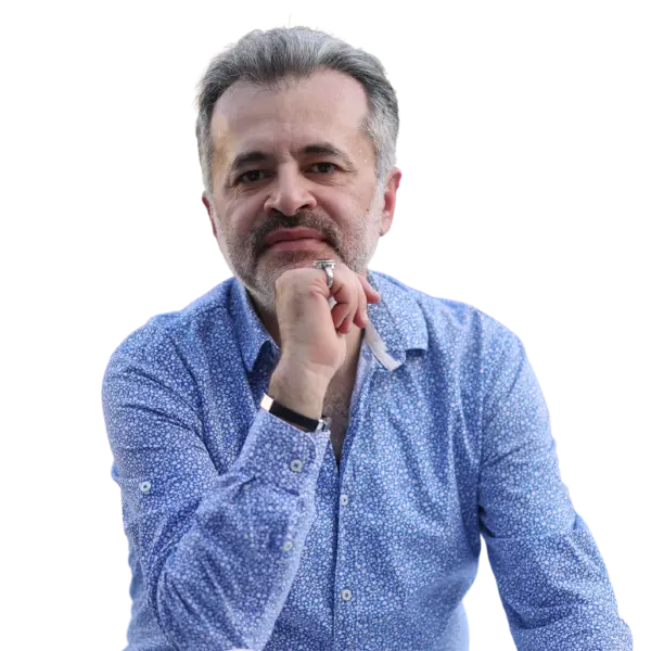 مهنَّد مروان مزيِّك، مؤسس أكاديمية نحّات الحياة ومعالج الصدمات الموروثة وصدمات ما قبل الولادة