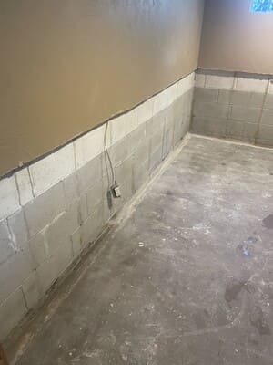 {{ custom_values.service_1 }} in {{custom_values.area_3})