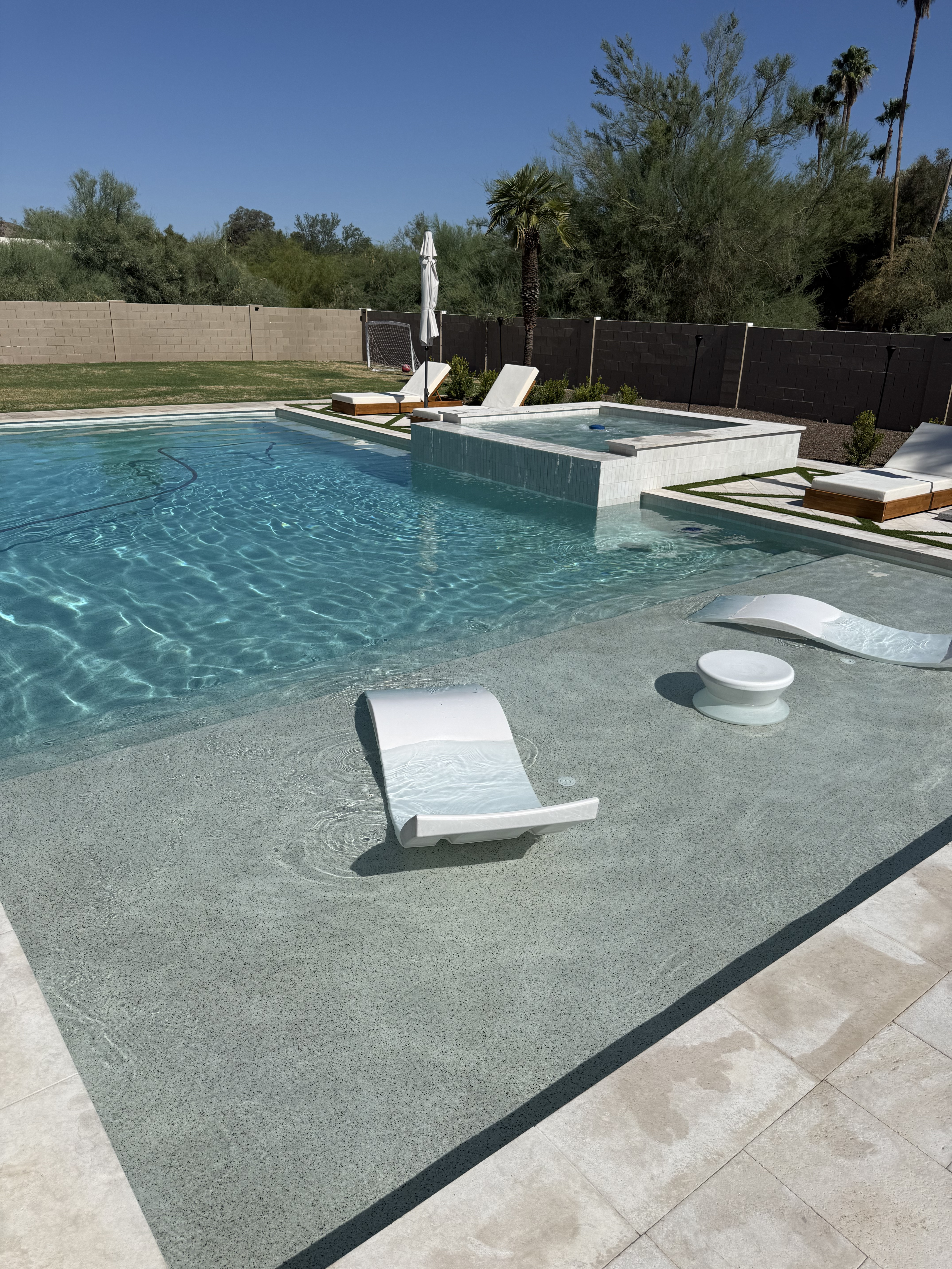 Pool cleaning service in Peoria AZ backyard pool