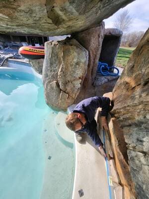 {{ custom_values.service_3 }} in {{custom_values.area_3})