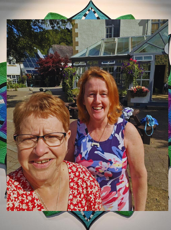 Stitchscape and Bright Quilting in front of Wild Pheasant Hotel