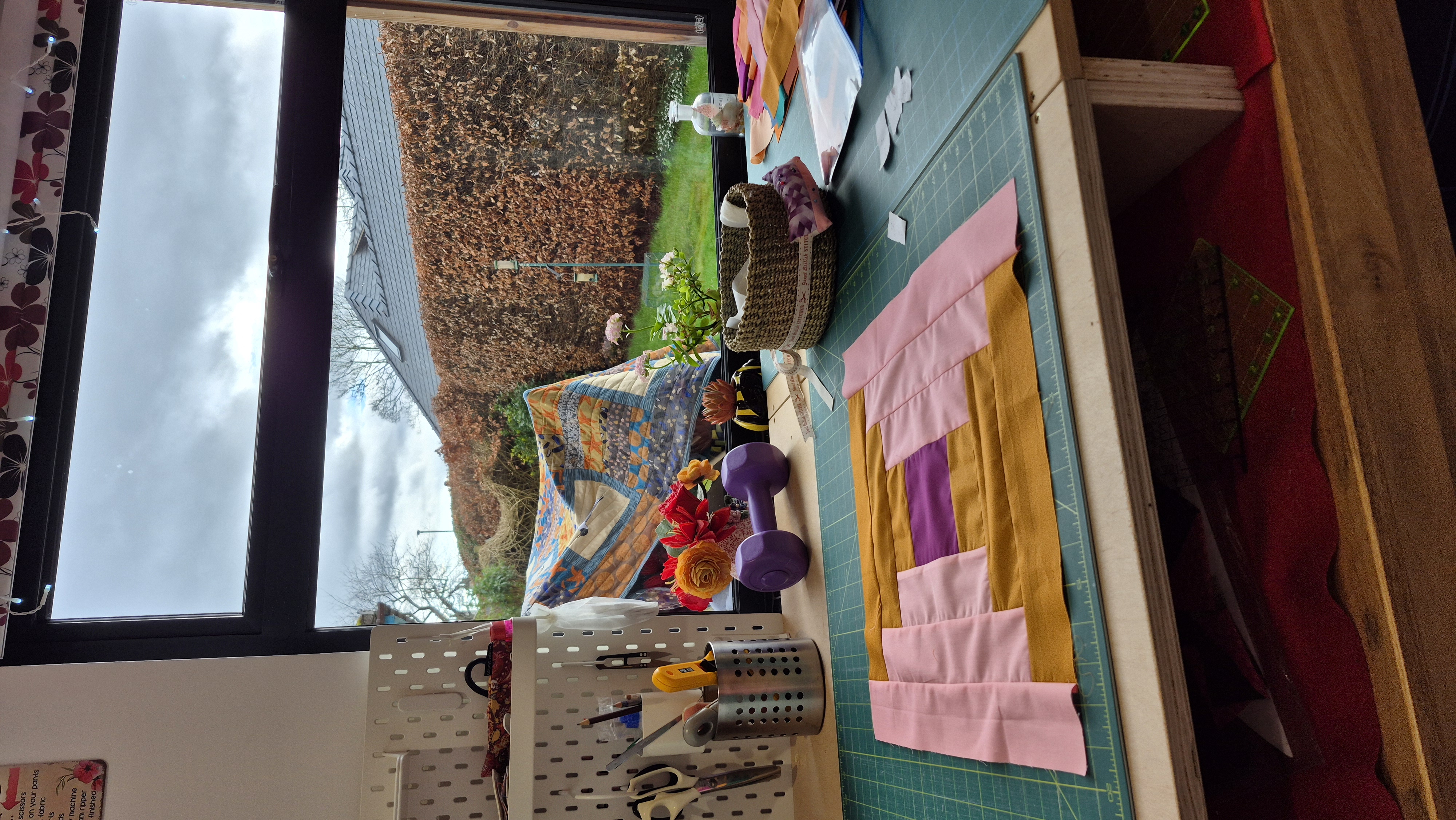 cosy feel to stitchscape studio garden view cosy feel to stitchscape studio garden view