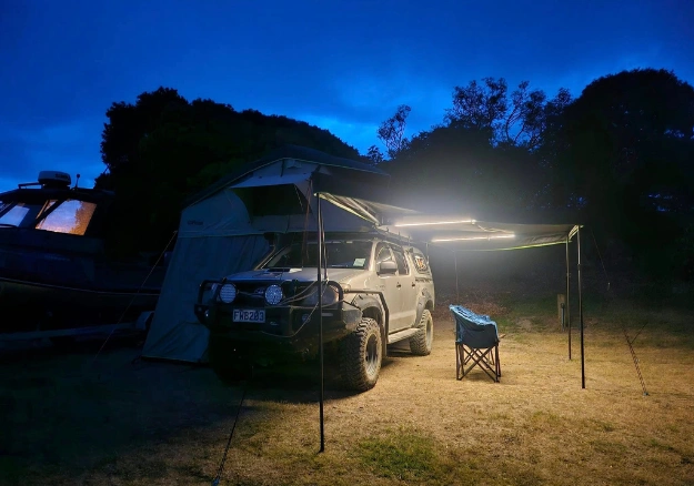 4WD Roof top awning setu
