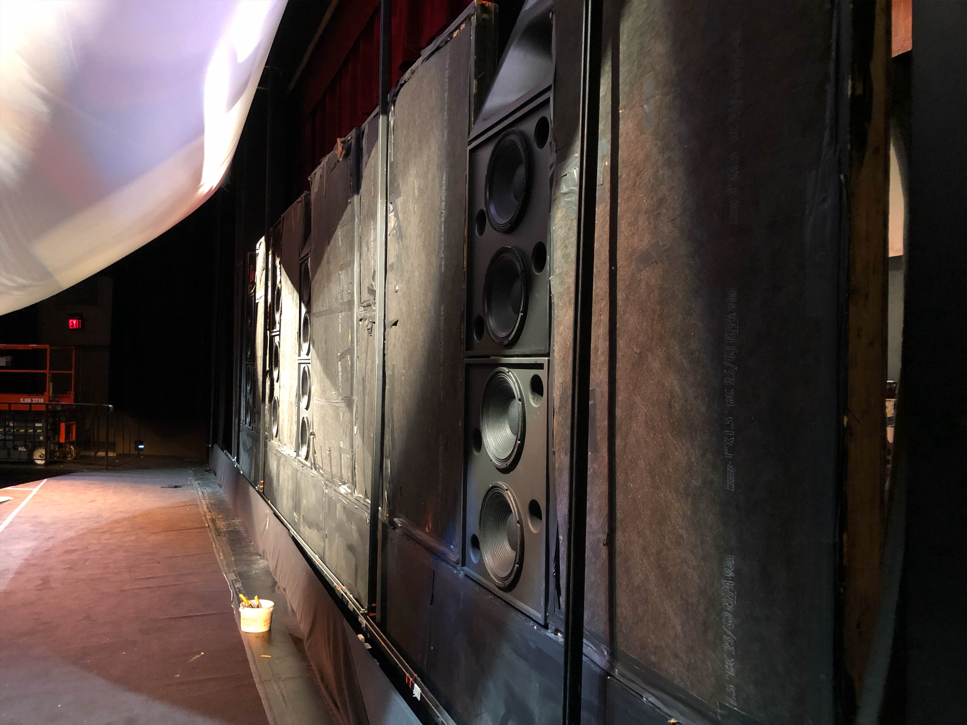 Full PA system setup for event audio in Niagara