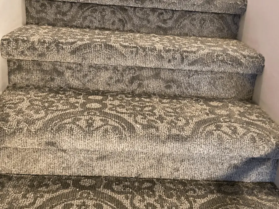 Patterned carpet staircase