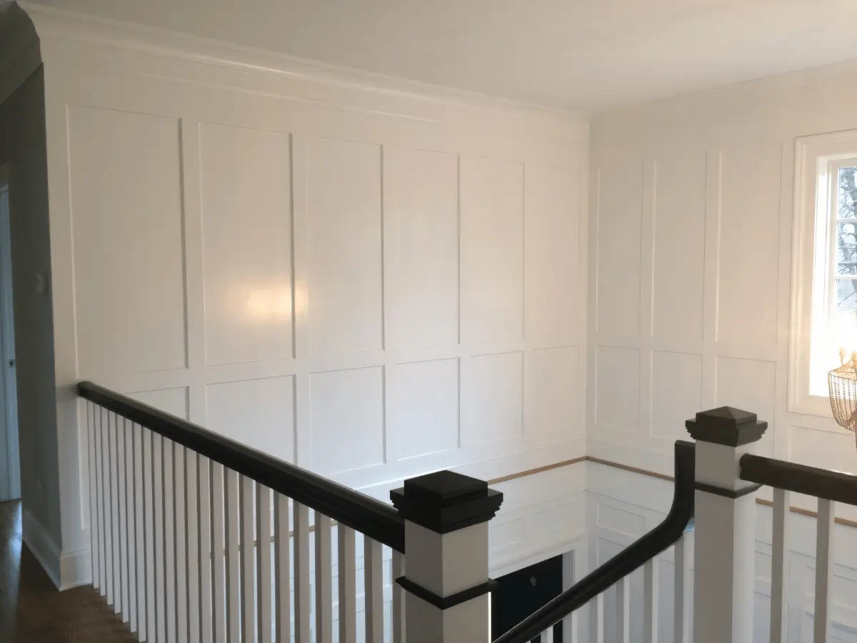 Board and batten wainscoting