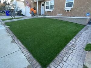 {{ custom_values.service_3 }} in {{custom_values.area_3})