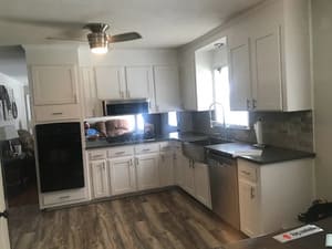 {{ custom_values.service_4 }} in {{custom_values.area_7})