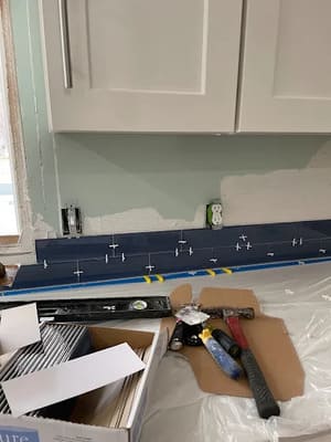 {{ custom_values.service_1 }} in {{custom_values.area_3})