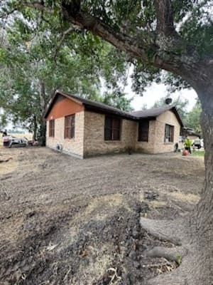 {{ custom_values.service_1 }} in {{custom_values.area_2})