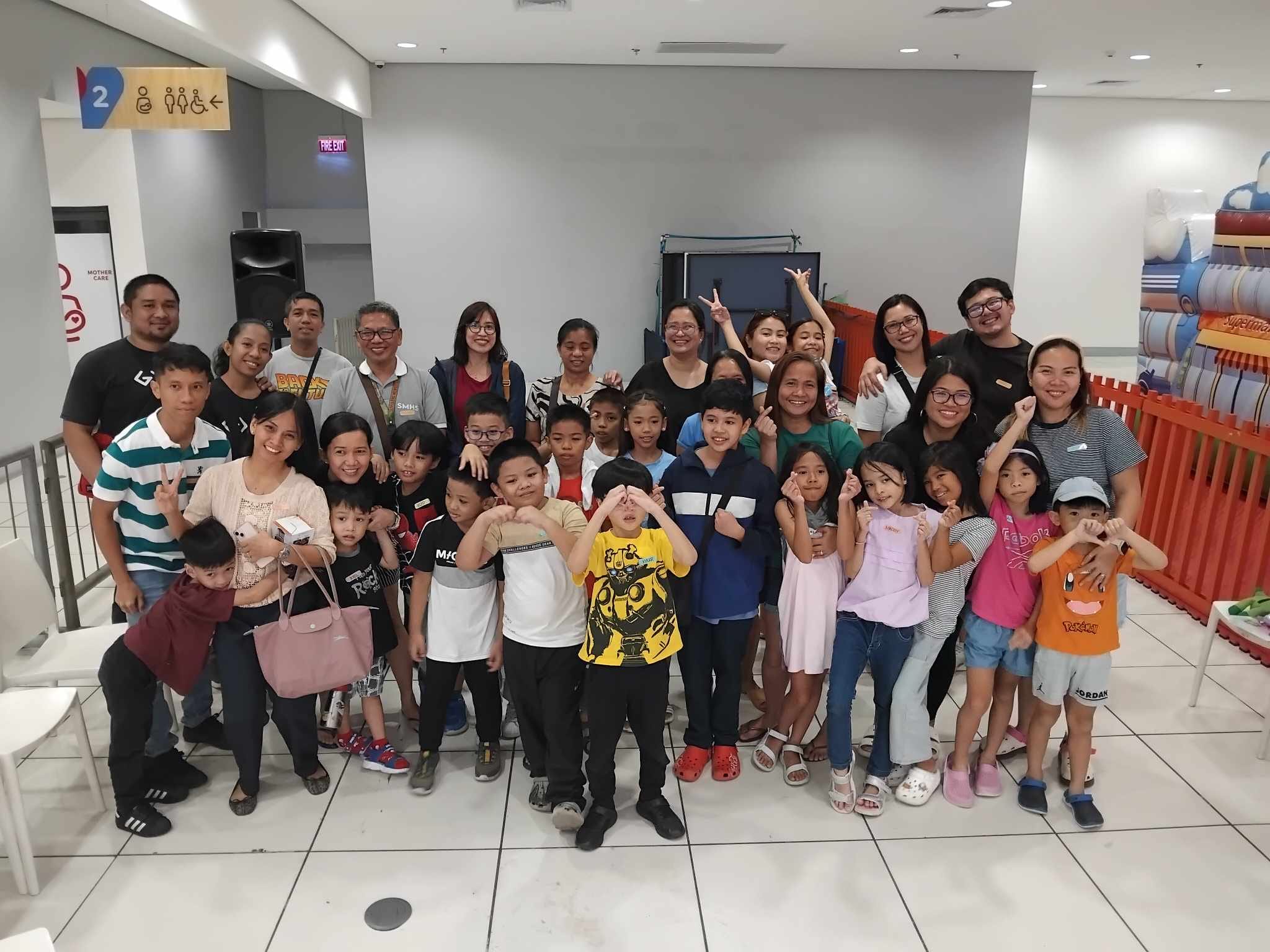 Antipolo Homeschoolers parents and kids group photo