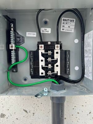 {{ custom_values.service_4 }} in {{custom_values.area_7})