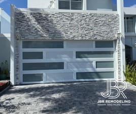 {{ custom_values.service_1 }} in {{custom_values.area_1})