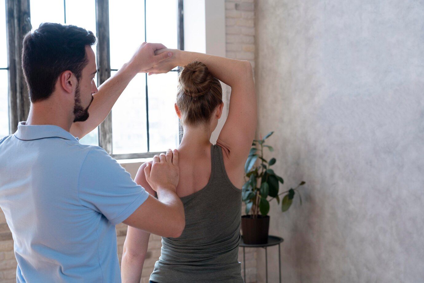Soft tissue muscle work for back and shoulder pain