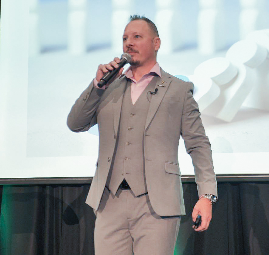 Mario Lamarre portrait