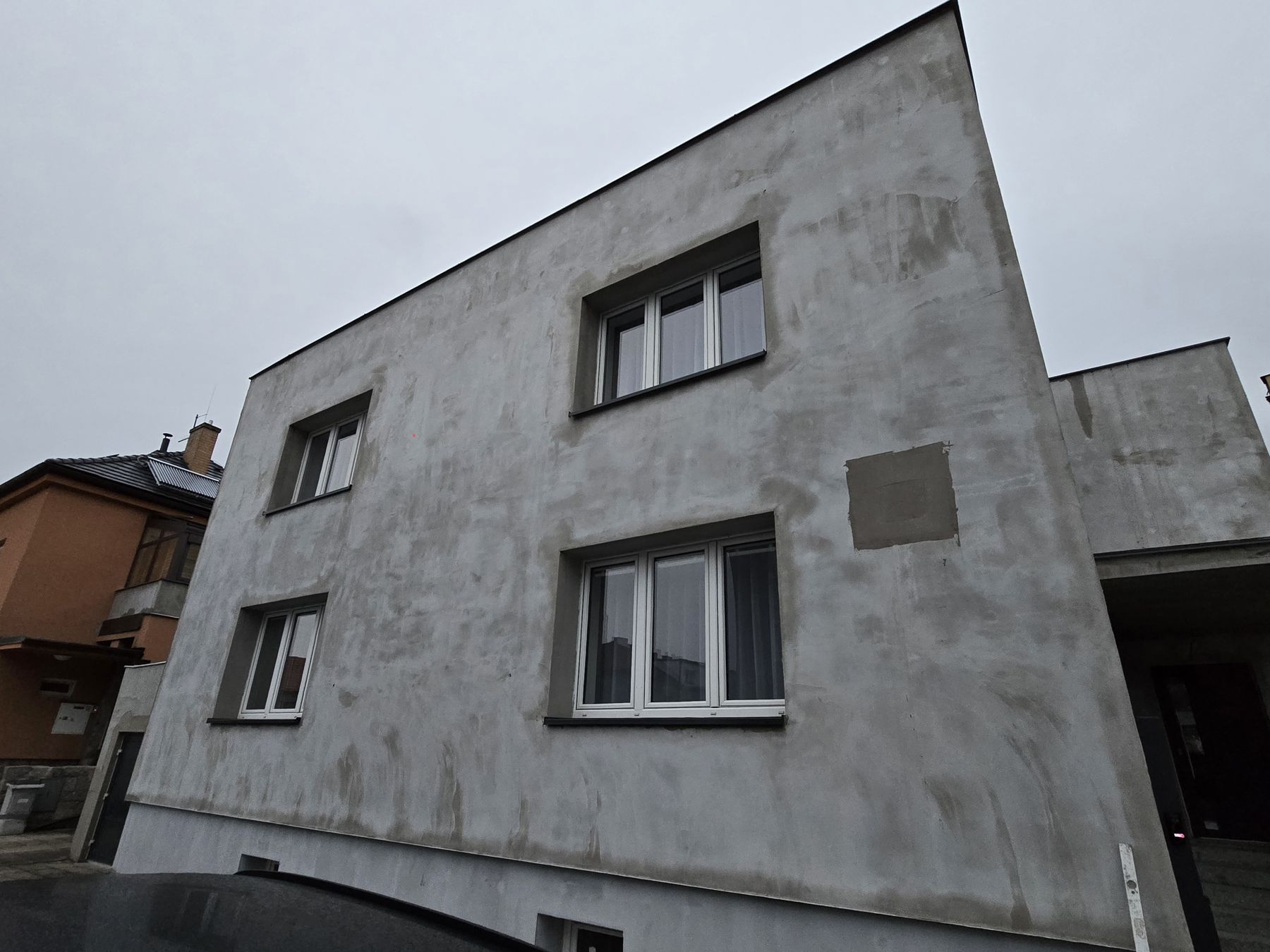 Nová fasáda rodinného domu – Nymburk – před