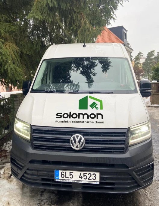 Firemní dodávka Solomon – kompletní rekonstrukce domů