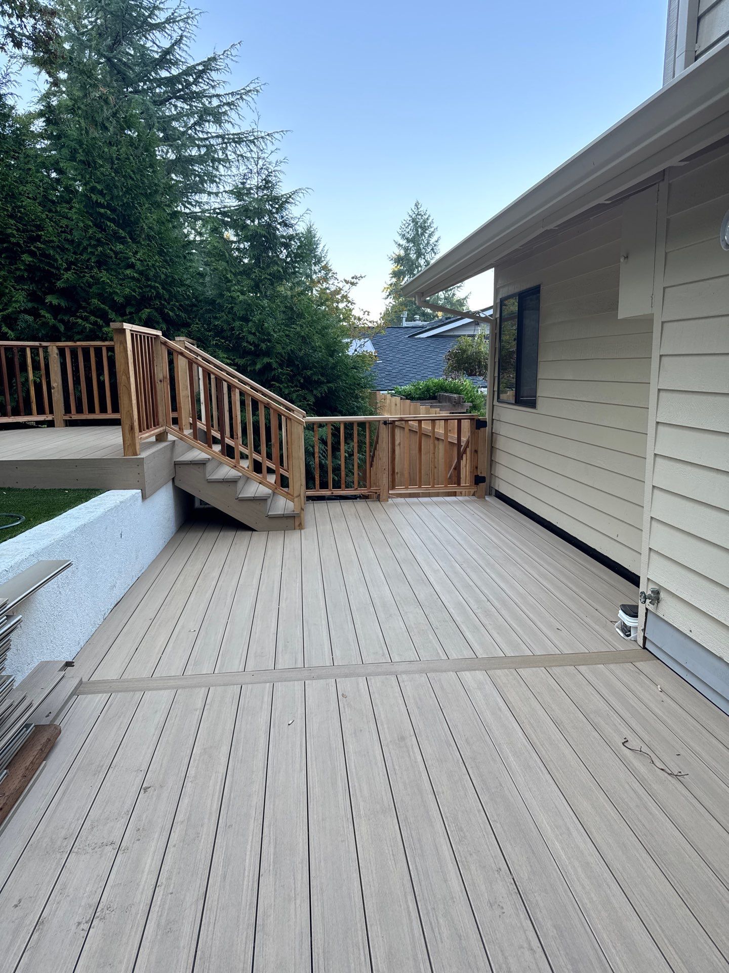 Skyview Remodeling deck and porch home improvement project in Oregon