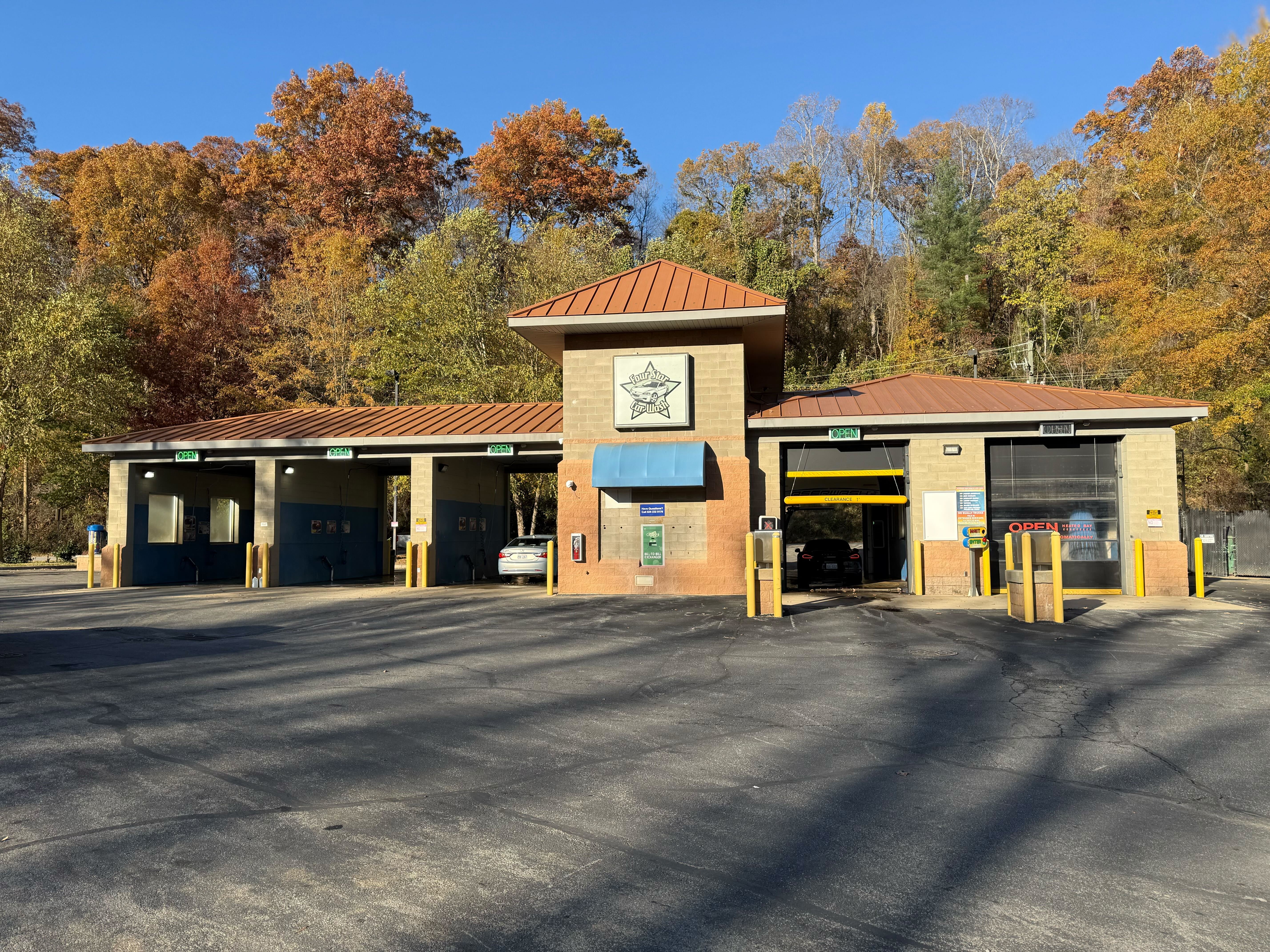 Car Wash Wizards Swannanoa River location